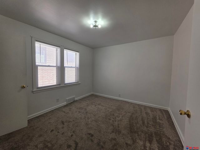 2706 S 13 Street, Omaha, NE 68108