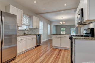 1932 W Huisache, San Antonio, TX 78201