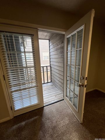 4507 SMOKEY WOOD LN, San Antonio, TX 78249