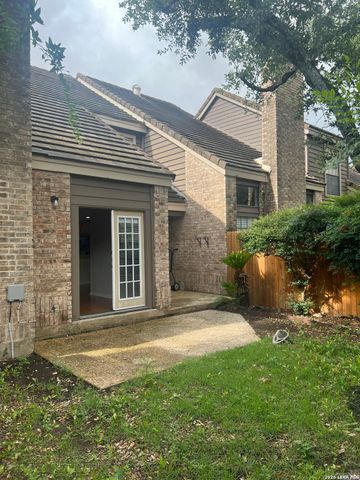 4507 SMOKEY WOOD LN, San Antonio, TX 78249