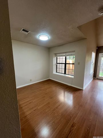 4507 SMOKEY WOOD LN, San Antonio, TX 78249