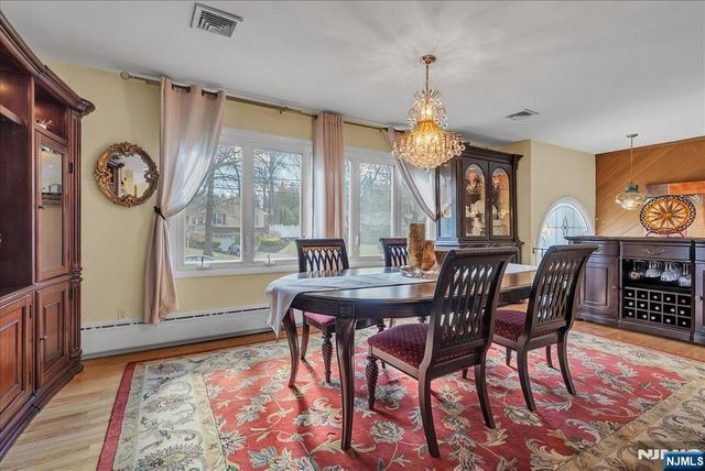 49 Laguna Drive, Wayne, NJ 07470