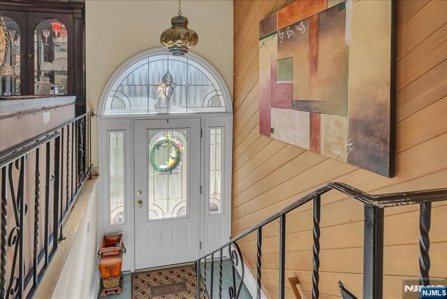 49 Laguna Drive, Wayne, NJ 07470