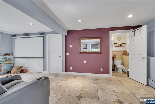 49 Laguna Drive, Wayne, NJ 07470