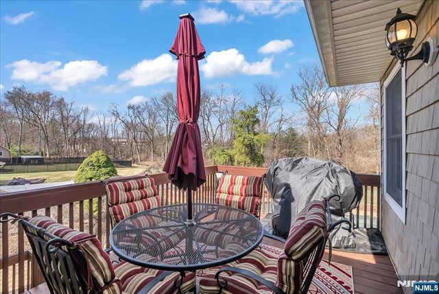 49 Laguna Drive, Wayne, NJ 07470