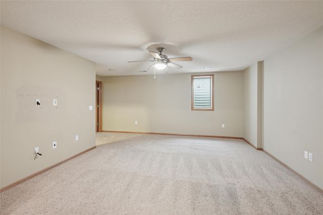 1515 NE Falstaff Lane, Ankeny, IA 50021