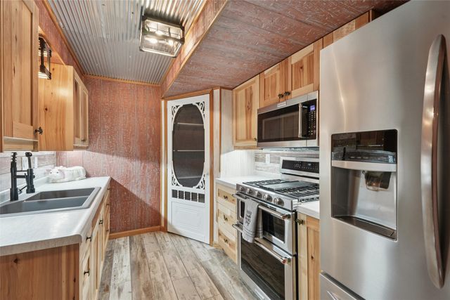 1515 NE Falstaff Lane, Ankeny, IA 50021