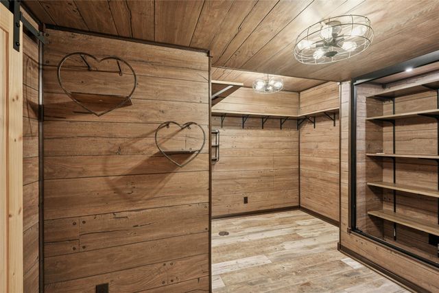 1515 NE Falstaff Lane, Ankeny, IA 50021