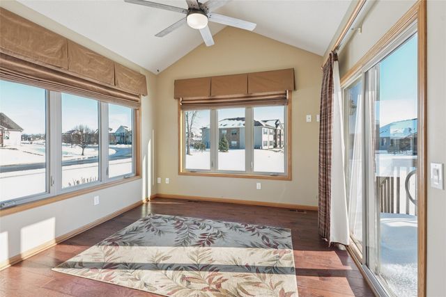 1515 NE Falstaff Lane, Ankeny, IA 50021