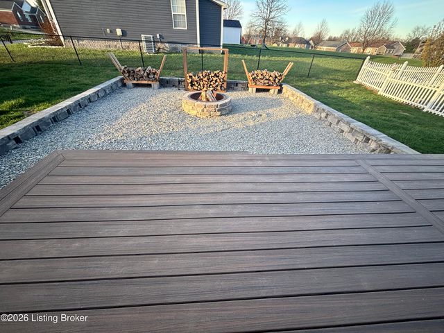 107 Azalea Ave, Bardstown, KY 40004