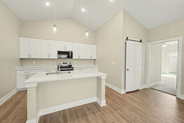 2725 Amelia Ln., Salina, KS 67401