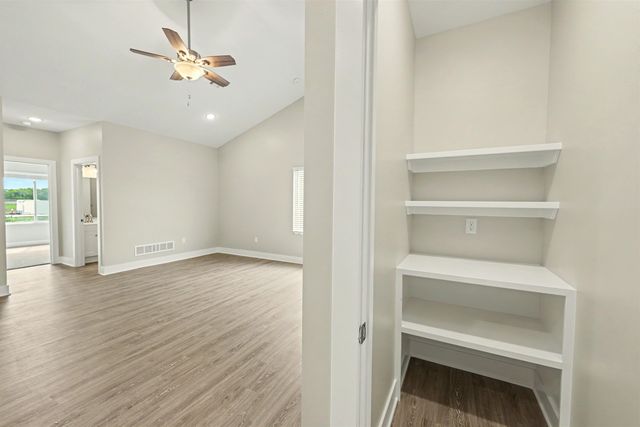 2725 Amelia Ln., Salina, KS 67401