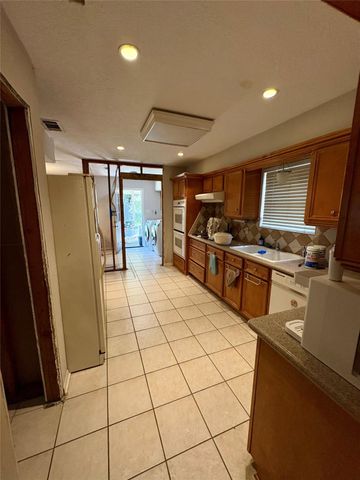 8230 Thetford Lane, Houston, TX 77070