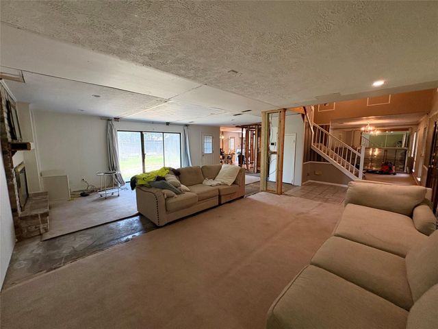 8230 Thetford Lane, Houston, TX 77070