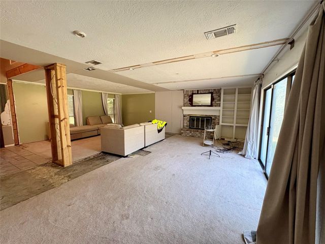 8230 Thetford Lane, Houston, TX 77070