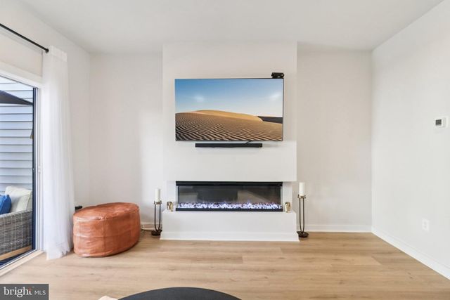 717 FAIRMONT DR, Bowie, MD 20716