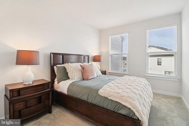 717 FAIRMONT DR, Bowie, MD 20716