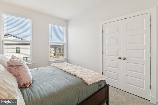 717 FAIRMONT DR, Bowie, MD 20716