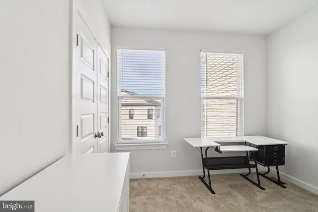 717 FAIRMONT DR, Bowie, MD 20716