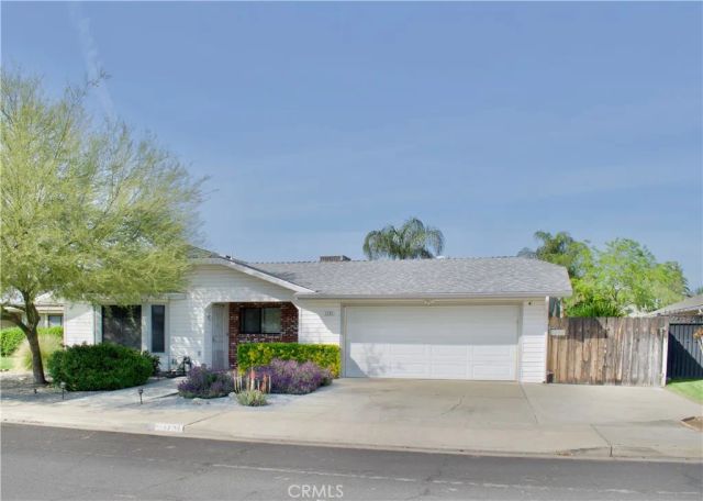 1721 Holland Avenue, Clovis, CA 93611