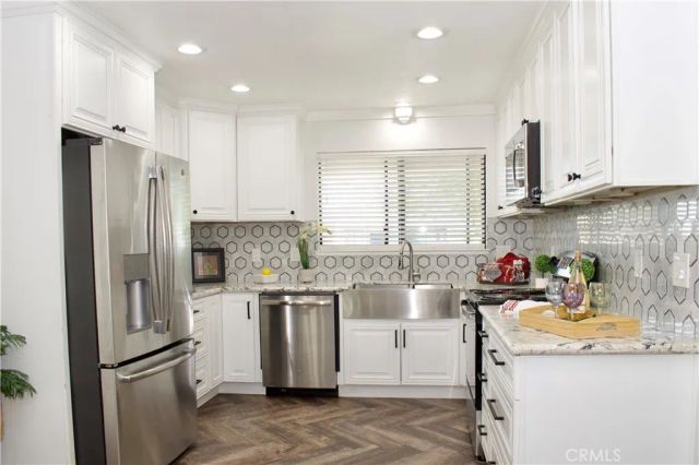 1721 Holland Avenue, Clovis, CA 93611