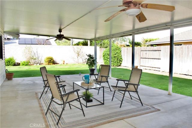 1721 Holland Avenue, Clovis, CA 93611