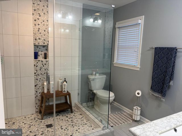 41321 RED HILL RD, Leesburg, VA 20175