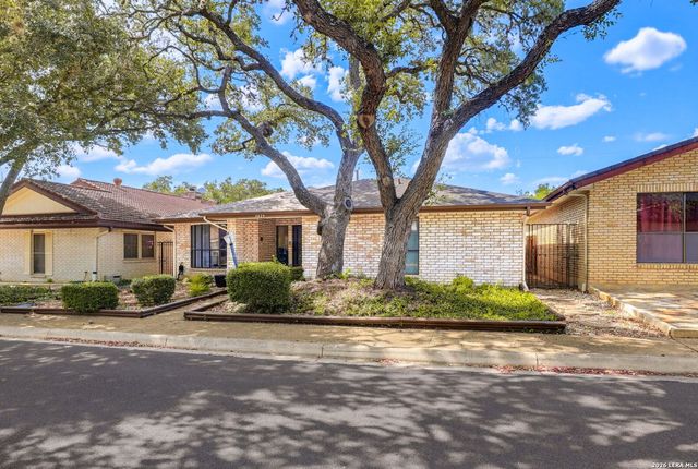 5829 NORTHGAP ST, Windcrest, TX 78239