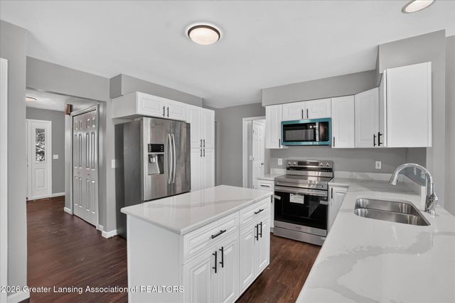 1365 Silkwood Drive, Okemos, MI 48864