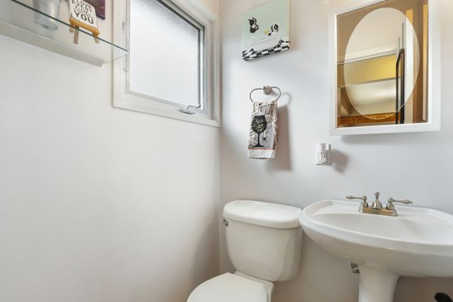 4913 W 105th Street, Oak Lawn, IL 60453