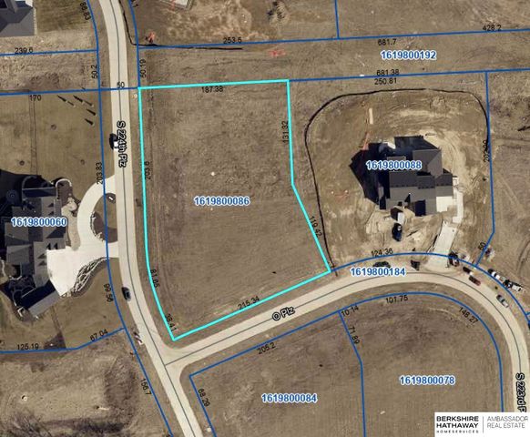 22322 O Plaza, Elkhorn, NE 68022