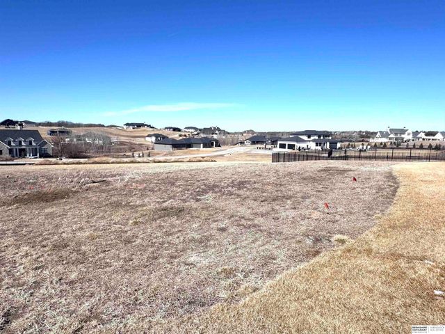 22322 O Plaza, Elkhorn, NE 68022