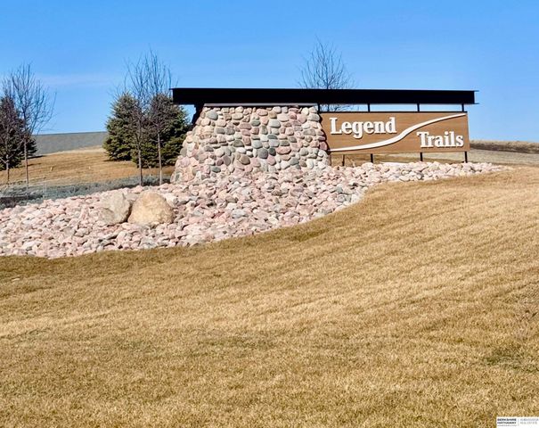 22322 O Plaza, Elkhorn, NE 68022