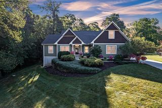 6240 Hiawatha Road, Hamburg Twp, MI 48189