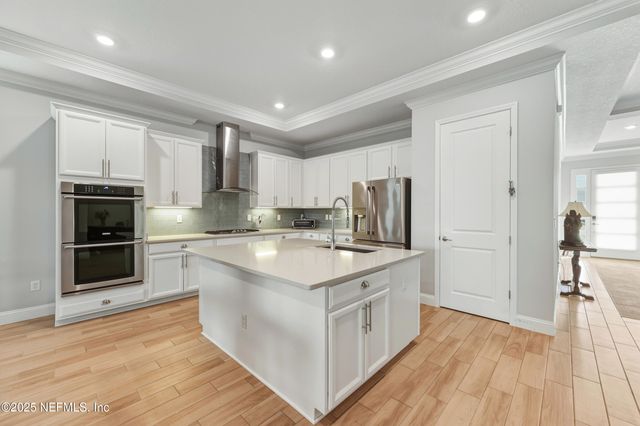 381 CARIBBEAN Place, St. Johns, FL 32259