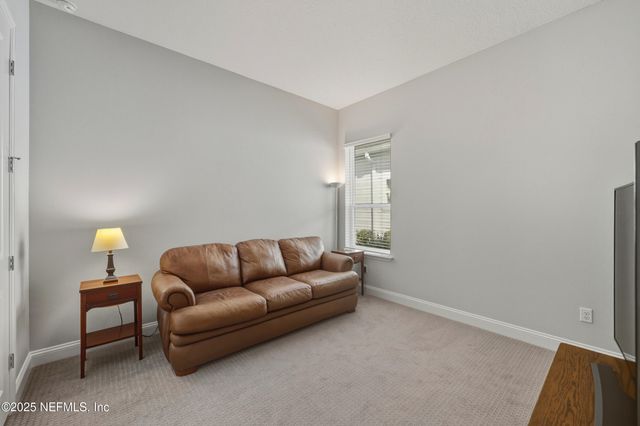 381 CARIBBEAN Place, St. Johns, FL 32259