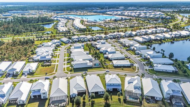 381 CARIBBEAN Place, St. Johns, FL 32259