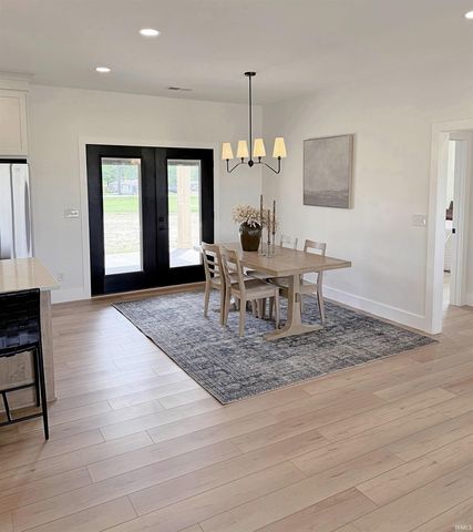 134 Garrett Avenue, Loogootee, IN 47553