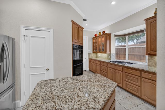 2605 Saratoga Drive, Plano, TX 75075