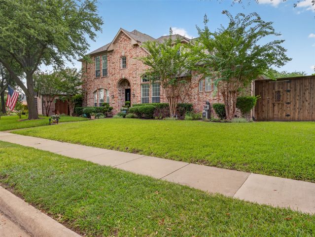 2605 Saratoga Drive, Plano, TX 75075