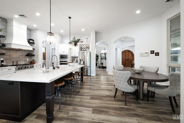 14942 Championship Way, Bakersfield, CA 93314