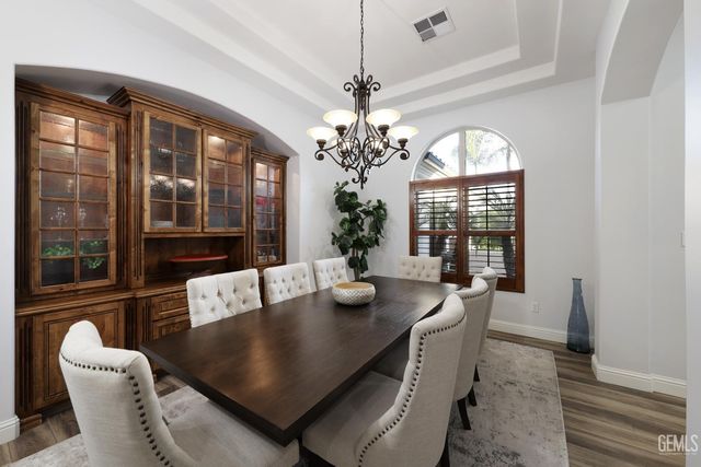 14942 Championship Way, Bakersfield, CA 93314