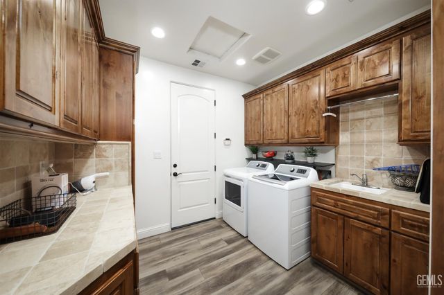 14942 Championship Way, Bakersfield, CA 93314