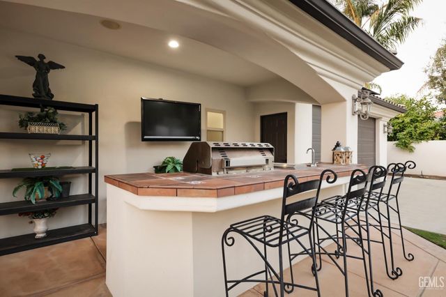 14942 Championship Way, Bakersfield, CA 93314