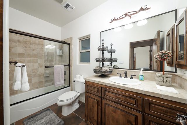 14942 Championship Way, Bakersfield, CA 93314