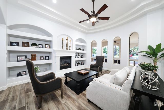 14942 Championship Way, Bakersfield, CA 93314