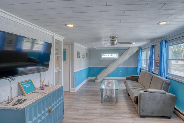 476 BAY AVE, Milford, DE 19963