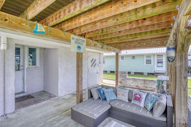 476 BAY AVE, Milford, DE 19963