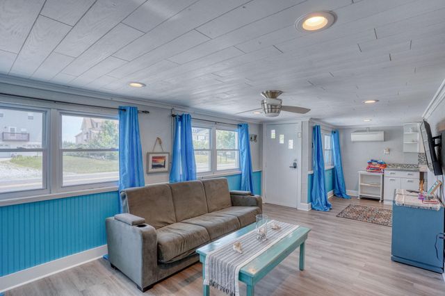 476 BAY AVE, Milford, DE 19963