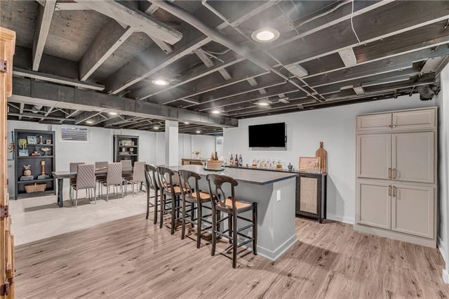 7609 Russell Road, Prairie Village, KS 66204